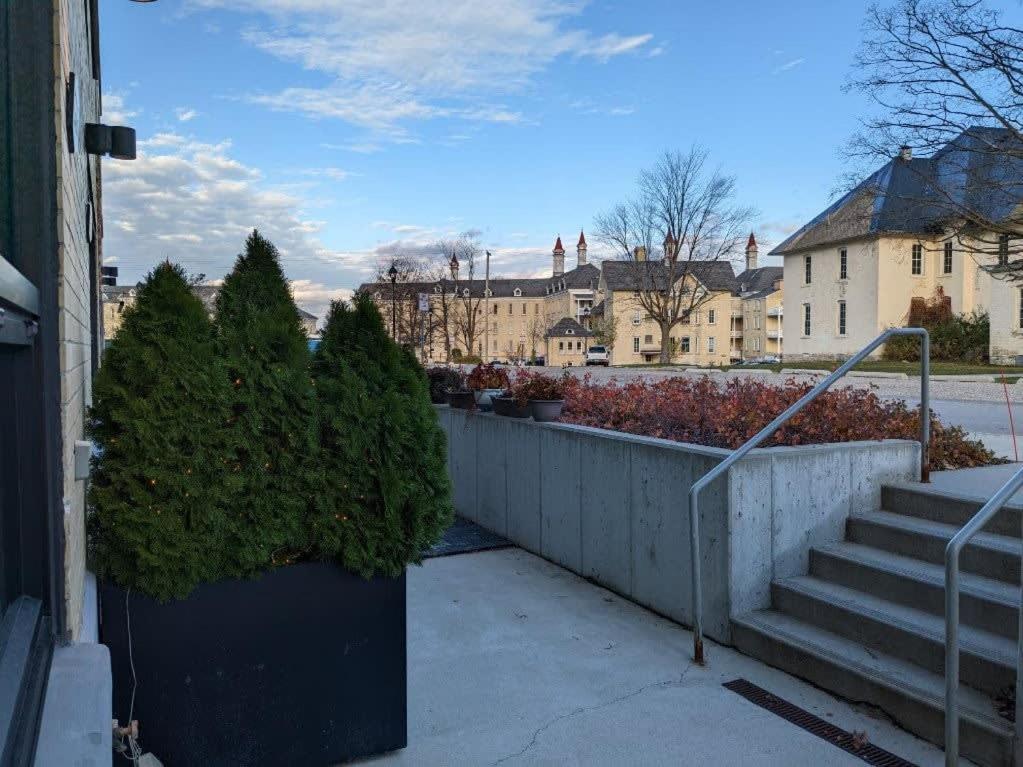 Condo On State Hospital Grounds! Traverse City Exterior photo